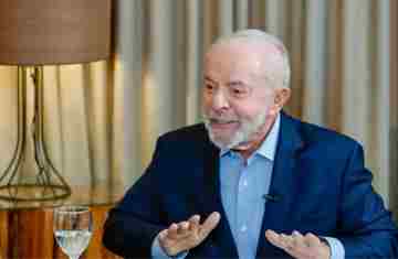  Em Roma, Lula defende que pobres sejam colocados no orçamento 